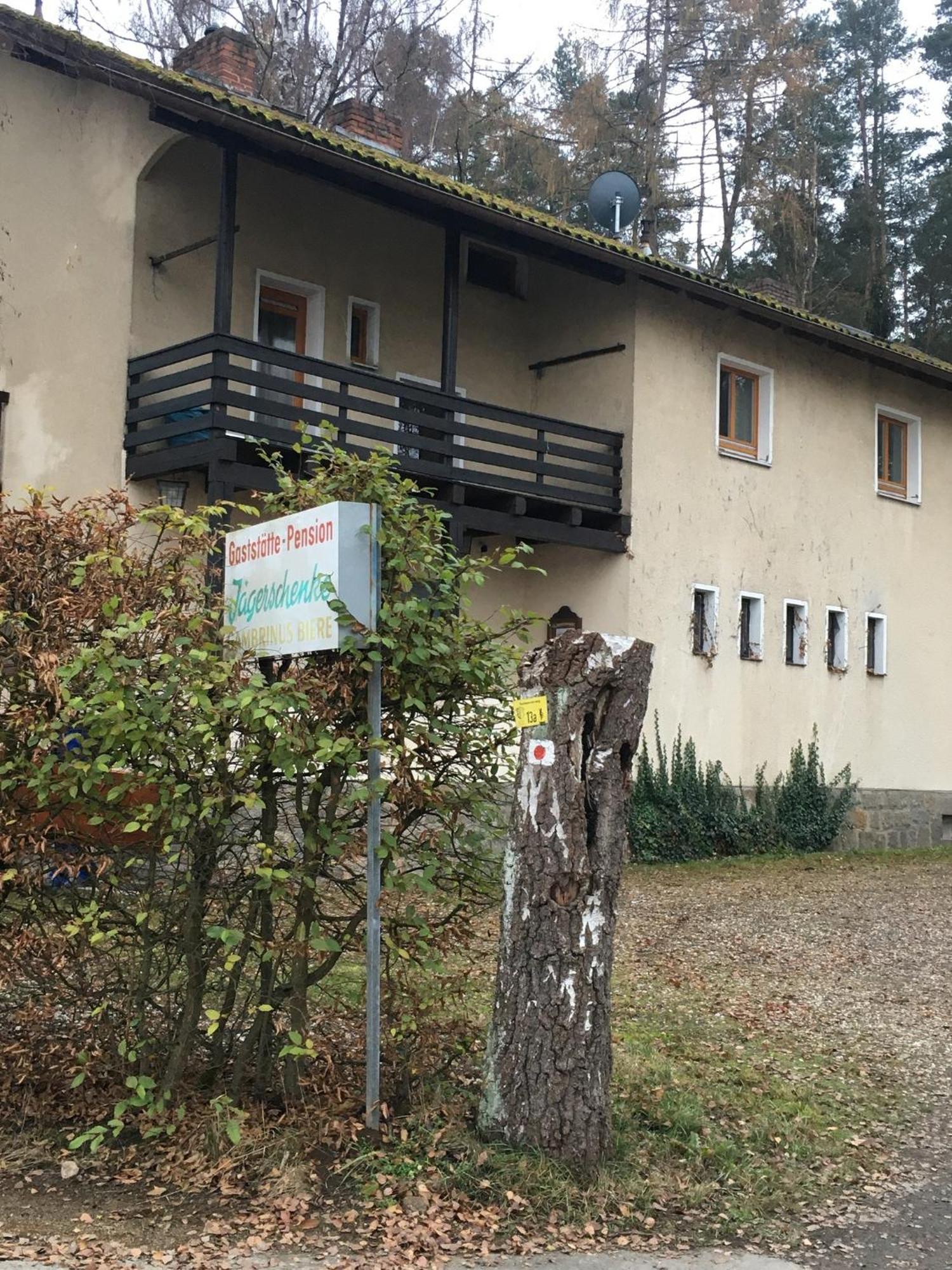 Pension Jaegerschenke Luhe-Wildenau エクステリア 写真